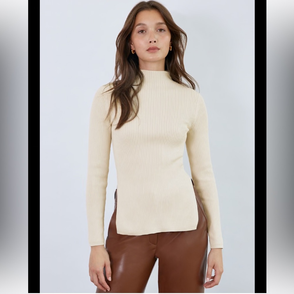 Babaton Sculpt Knit Tie-Back Longsleeve